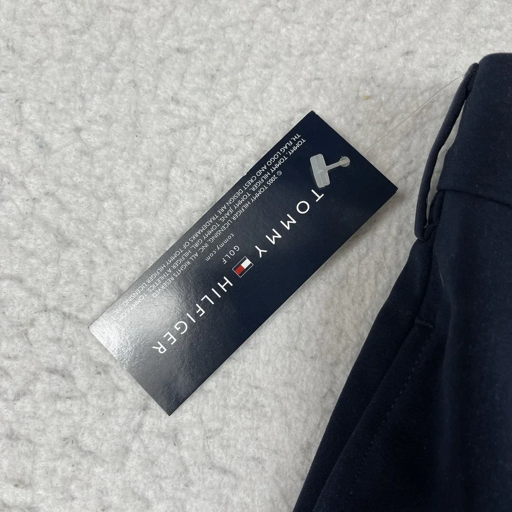 Tommy Hilfiger Shorts Mens 40 Blue Pleated Casual‎ Travel Golf Vacation Preppy